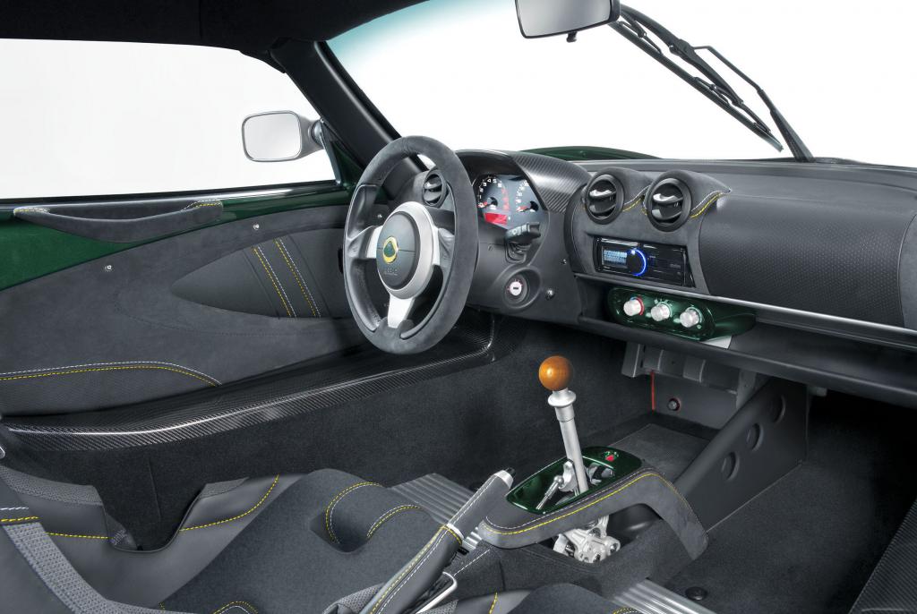 68269_type25_Green_Interior_CROP_1024x686